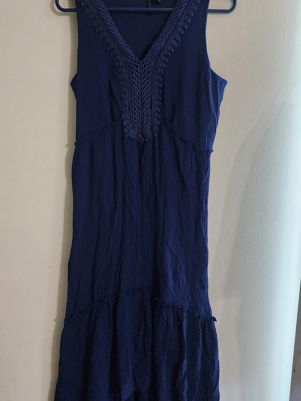 New Directions Navy Sleeveless High-Low Dress with Crochet Detail Size Large